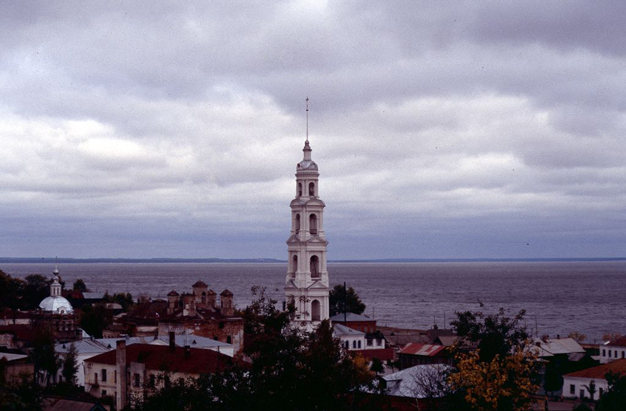 Yureyvets: 35mm colour slide copyright G McIver 2011